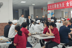 是食源性疾病高发期